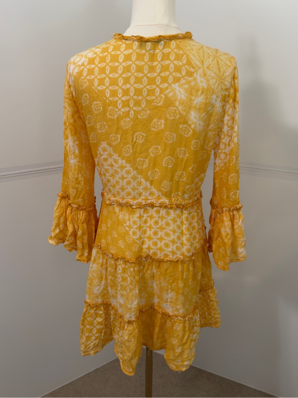 blue island Yellow and White Patterned Top - Picture 5 of 10